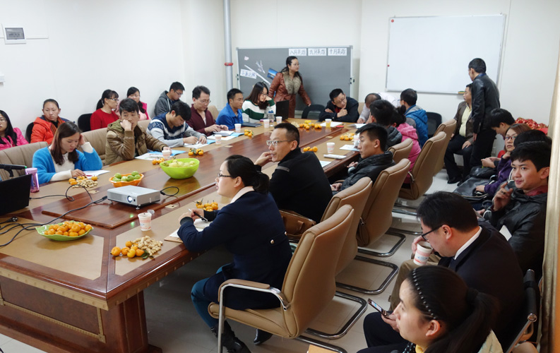 目前天度客戶沙龍已順利舉行4期，我們將一直秉承全公益、凈干貨、不推銷產(chǎn)品的理念，助力天度新老客戶開展網(wǎng)絡(luò)營銷和移動互聯(lián)網(wǎng)營銷。