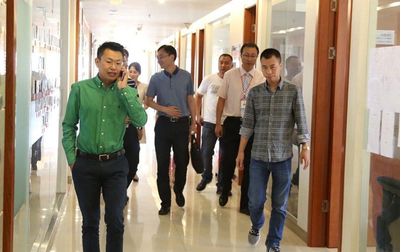 重慶天度網(wǎng)絡(luò)信息技術(shù)有限公司作為天度集團(tuán)子公司，投資規(guī)模為1000萬(wàn)元，其技術(shù)研發(fā)基地規(guī)模將達(dá)到200人左右